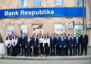 Bank Respublika 33